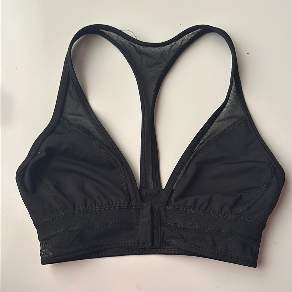 Lululemon Heat Seek Black Sports Bra size 0